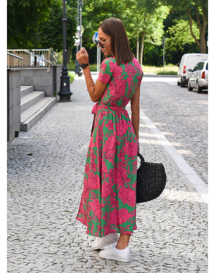 Julia - Elegantní Šaty s Výstřihem do V a Tvarujícím Střihem